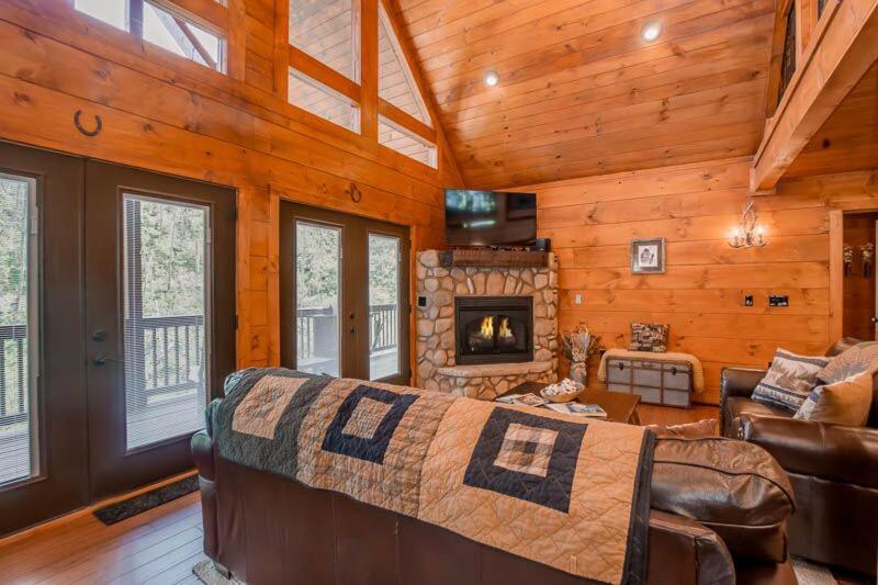 The Buckhorn By Stony Brook Cabins Gatlinburg Eksteriør bilde